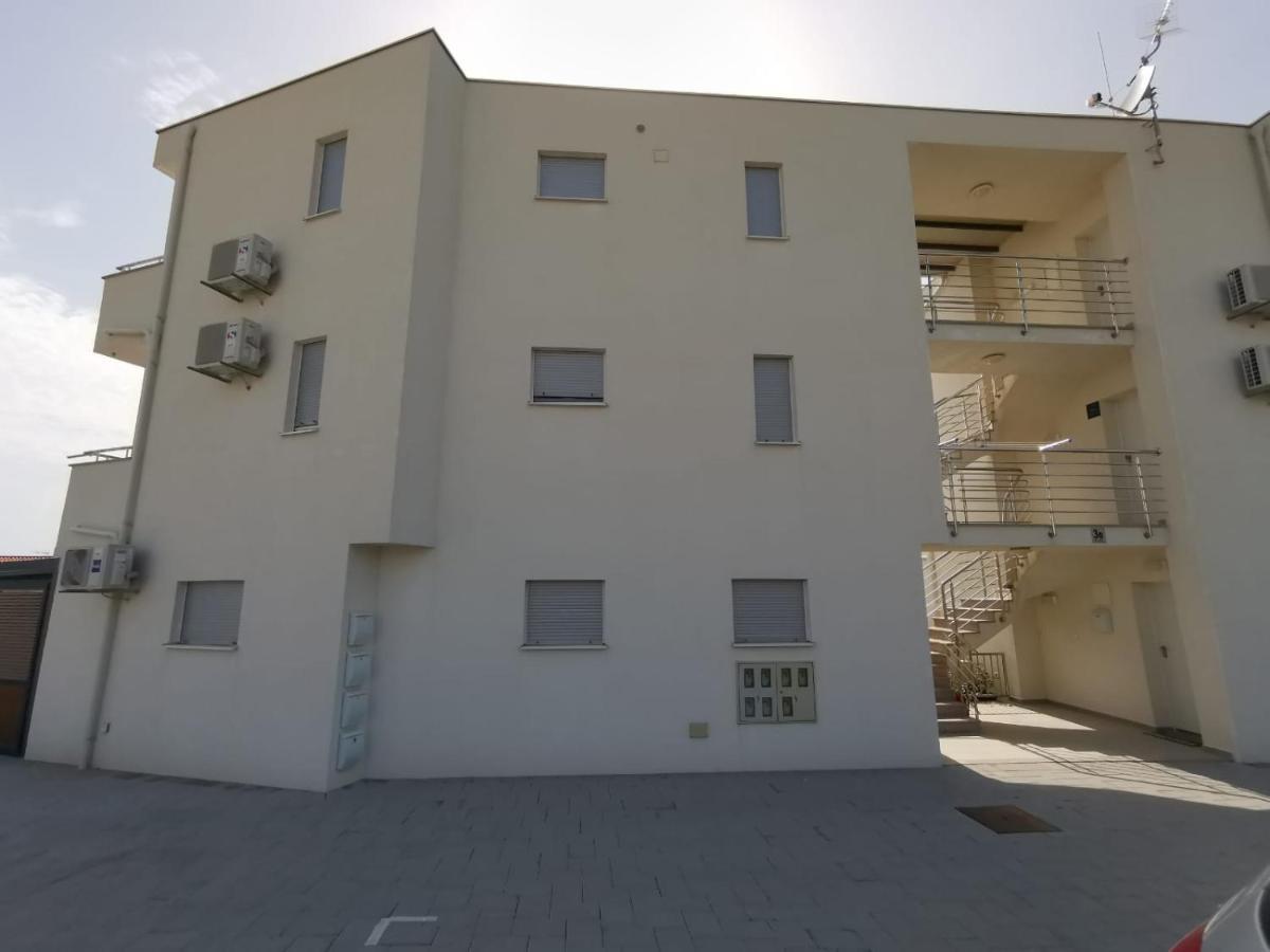 Ristovic Apartment Primošten Exterior foto